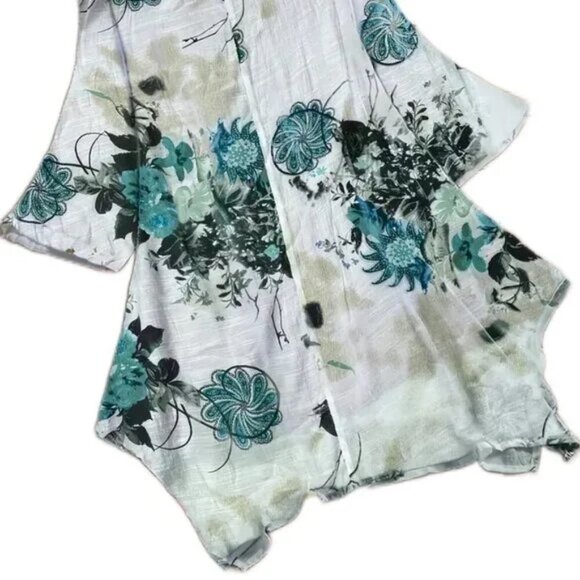 New Beautiful Boho Floral Print Blouse Sizes 3x, 4x, 5x - 2 Colors - Picture 5 of 7